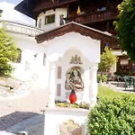 Kirchbichlhof Gmbh Hotel 3*
