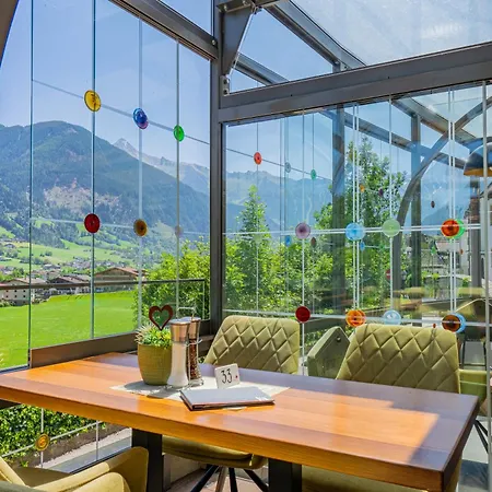 Hotel Kirchbichlhof 3*
