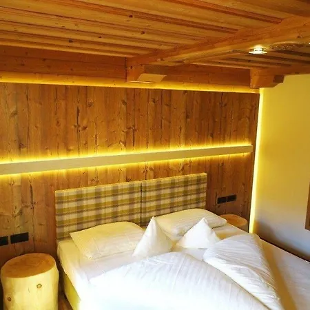 Hotel Kirchbichlhof 3*