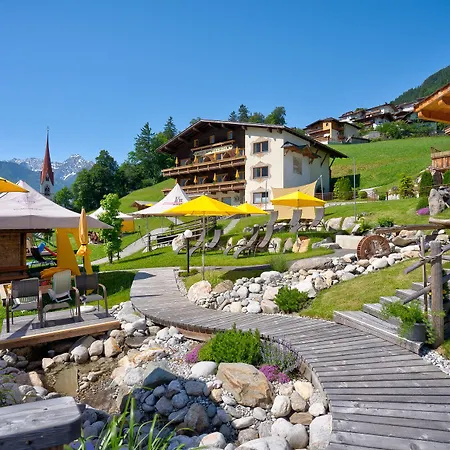 Kirchbichlhof Отель Хиппах